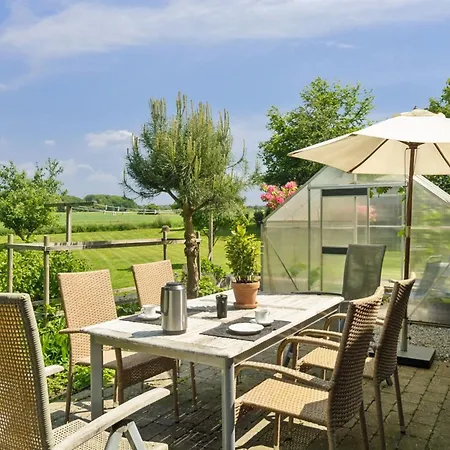 Mechthild - 700m From The Sea By Interhome